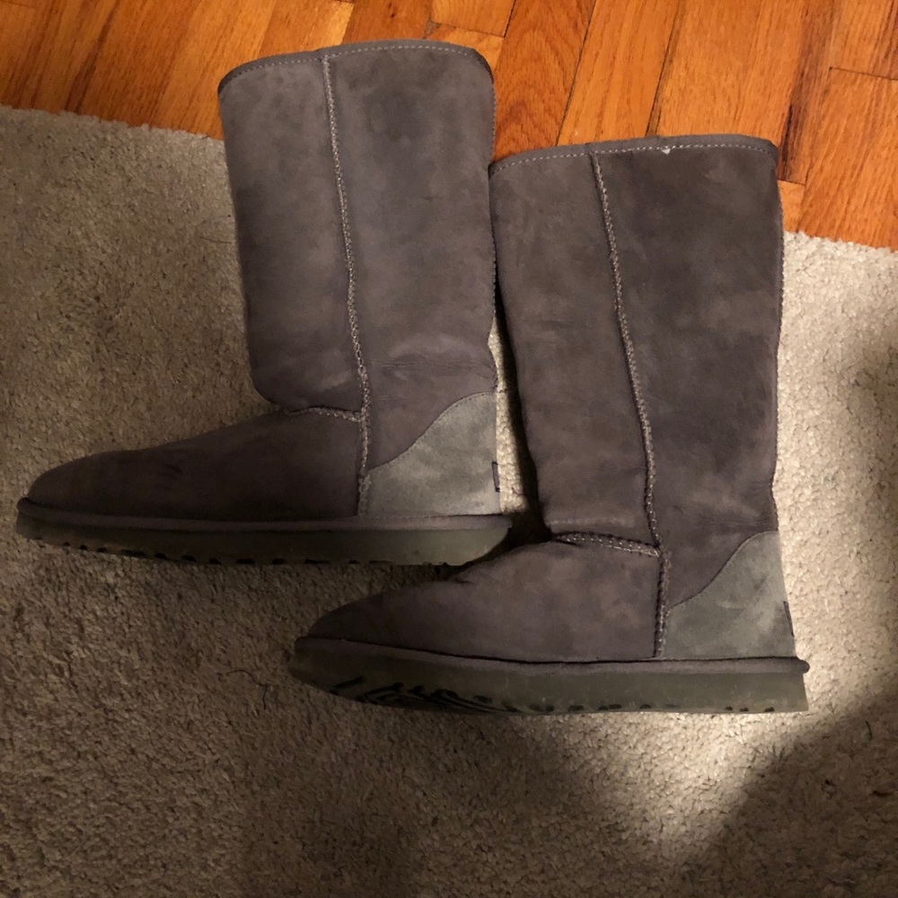 Classic tall Gray Uggs